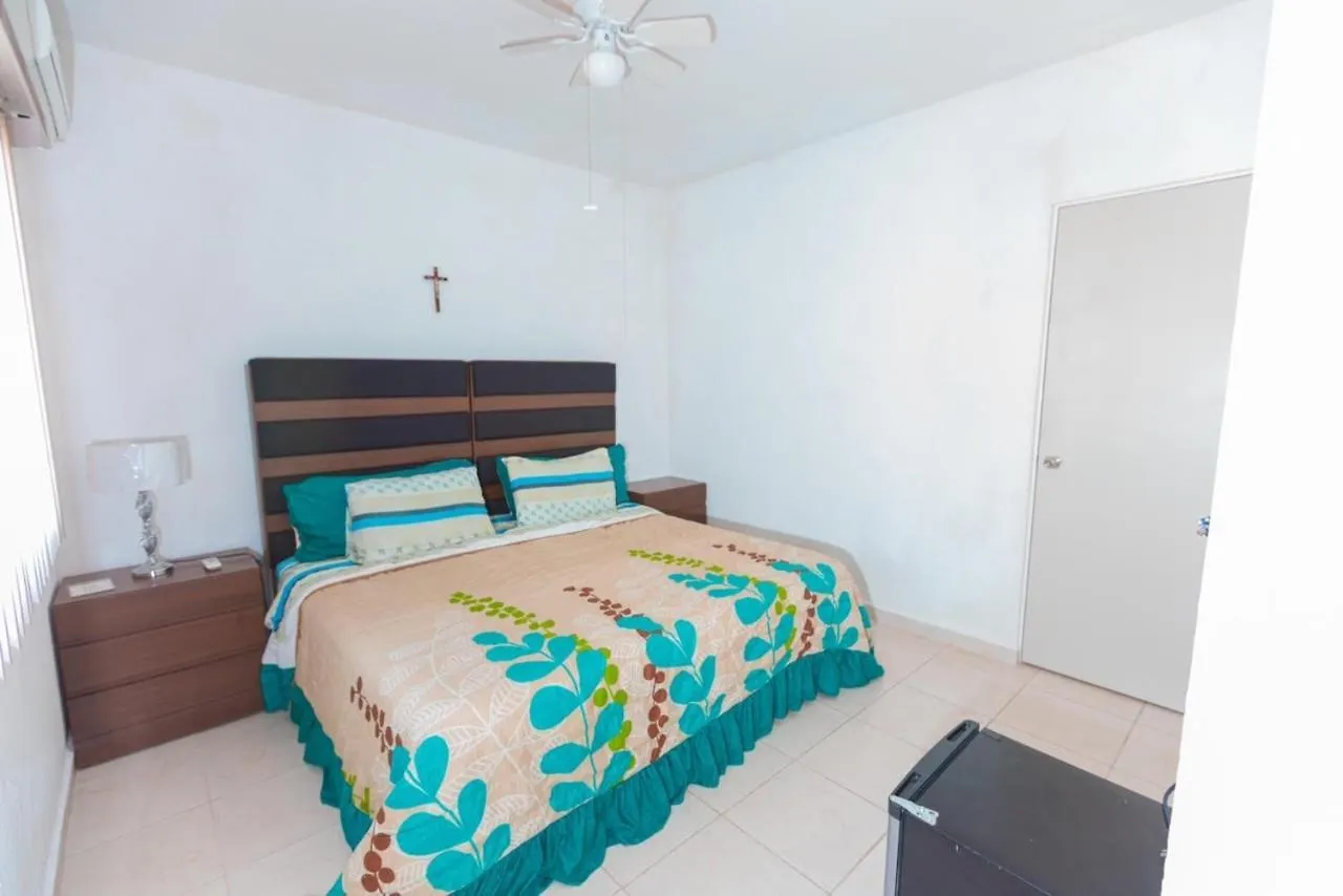 Encantadora Casa En Privada - Pool Parking Palapa Playa del Carmen