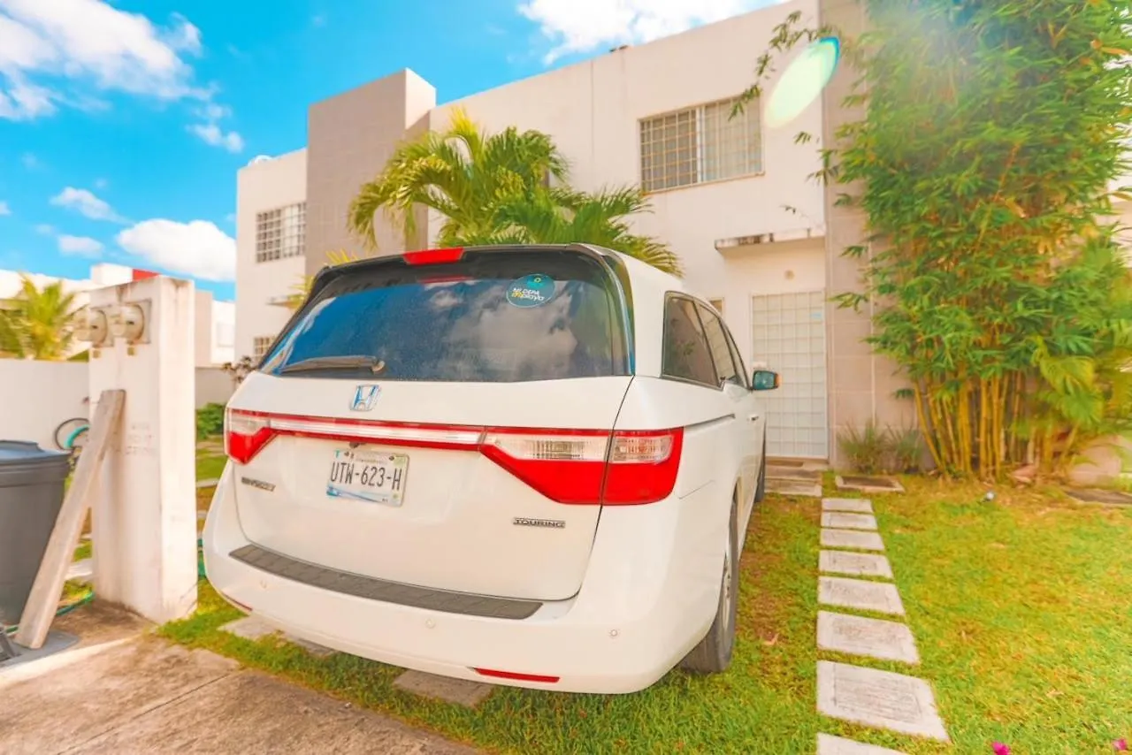 Encantadora Casa En Privada - Pool Parking Palapa Playa del Carmen 0*,  Mexico